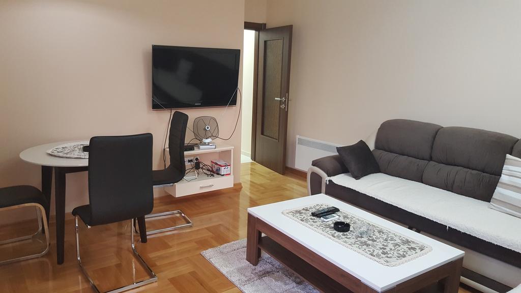 Nikolina Apartments Котор Экстерьер фото